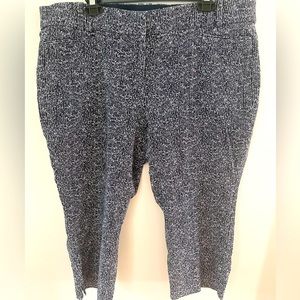Lane Bryant The Allie Navy and White Capri Crop Pants size 18